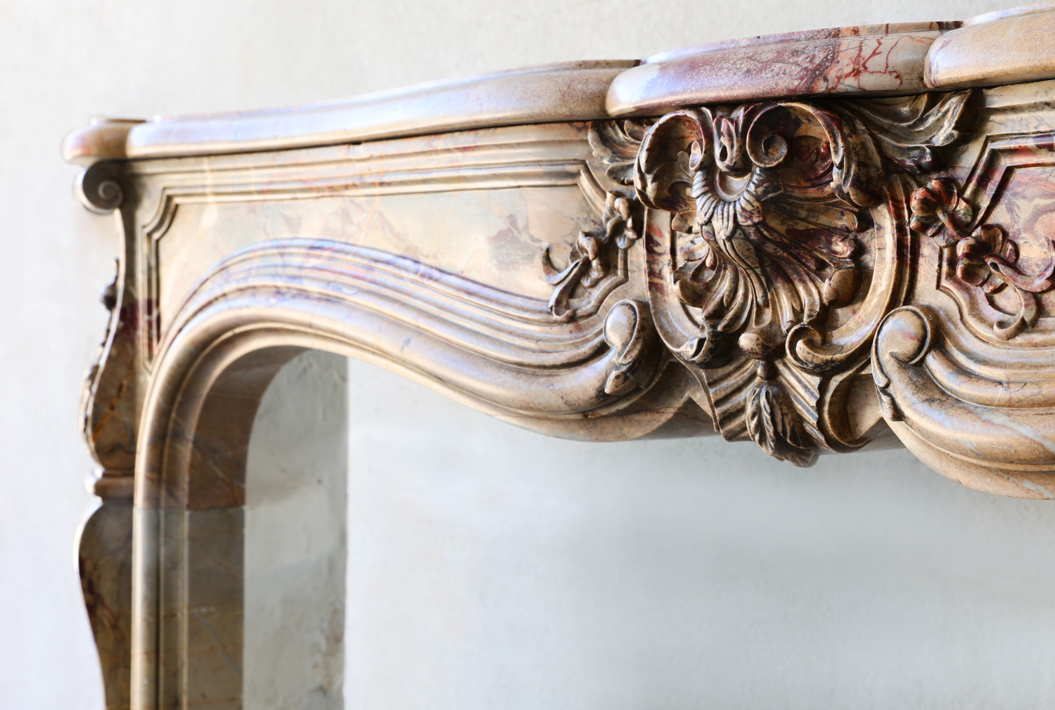 18th century mantel - Sarrancolin