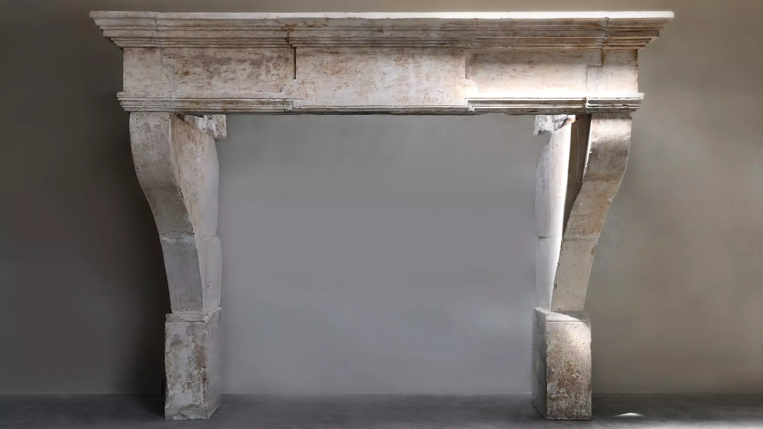 Antique castle fireplace | French limestone | 18th century | Louis XIII