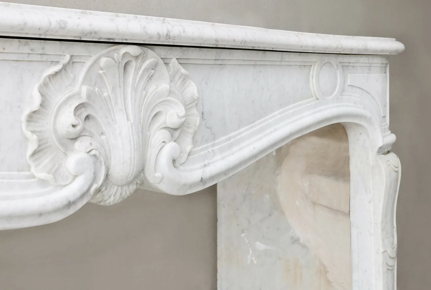 Louis XV style chimney