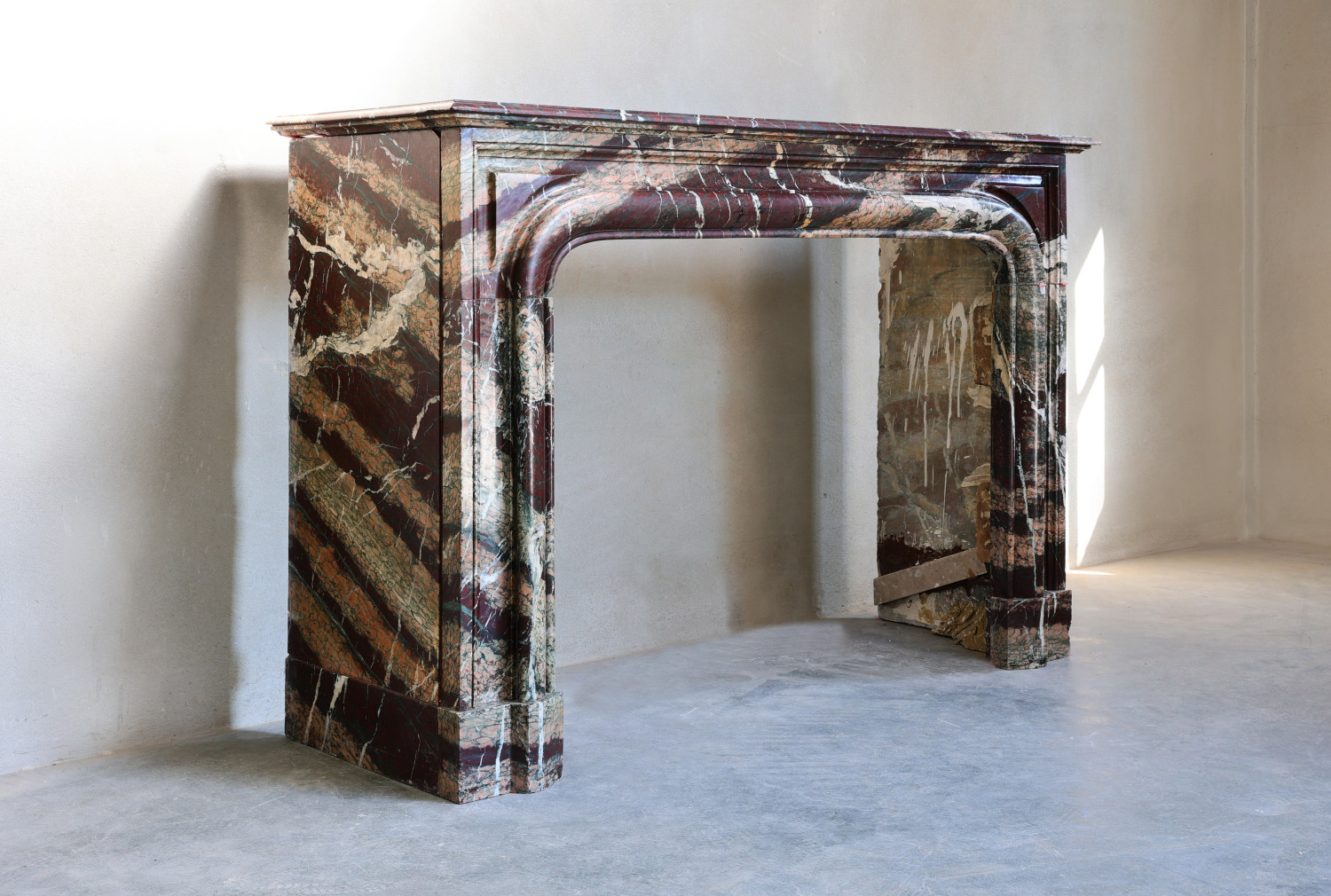 mantle from 1850 - 1860