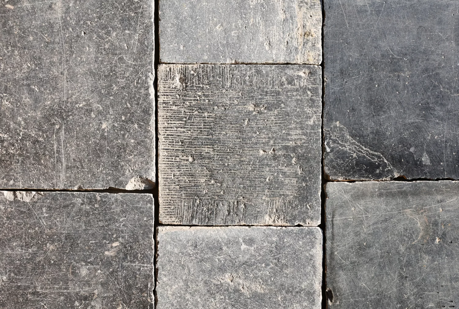 random sizes old slabs