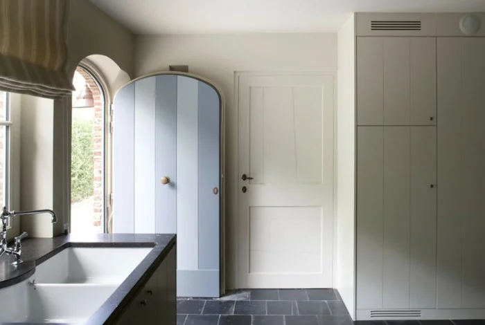 Reclaimed basecles | Noir de Mazy