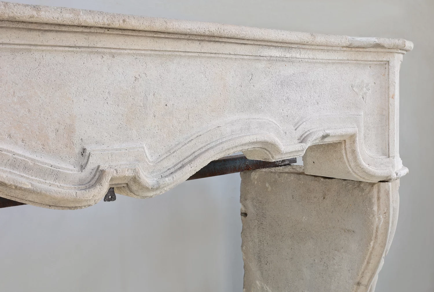reclaimed mantle of limestone