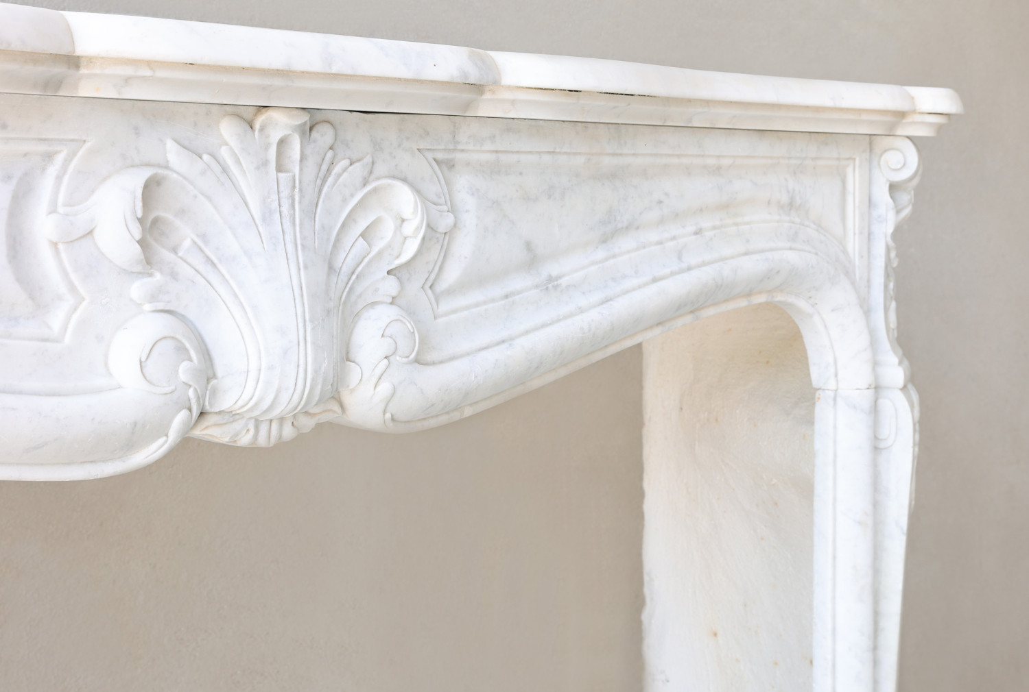 Louis XV style chimney