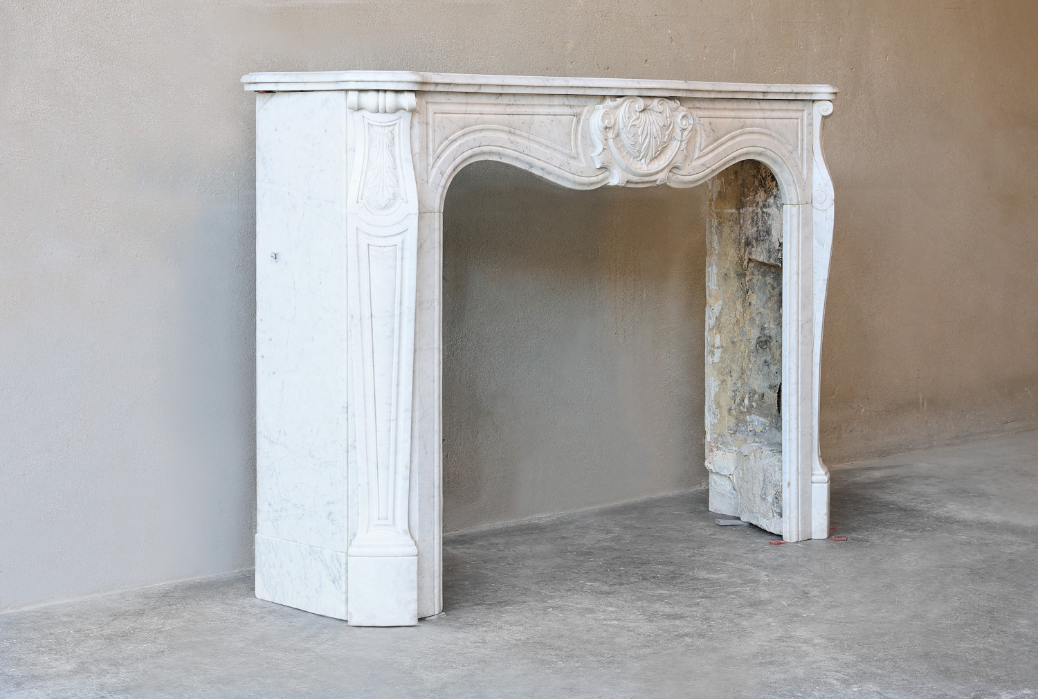 Louis XV style chimney