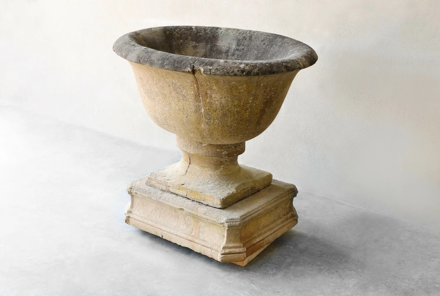 18th century benitier