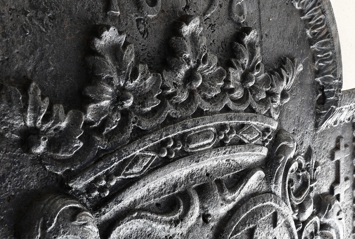 antique french fireback