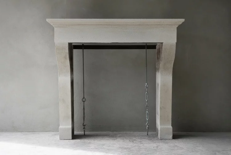 Campagnarde style fireplace