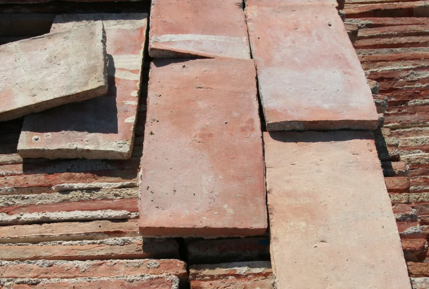 red nuanced parfeuilles