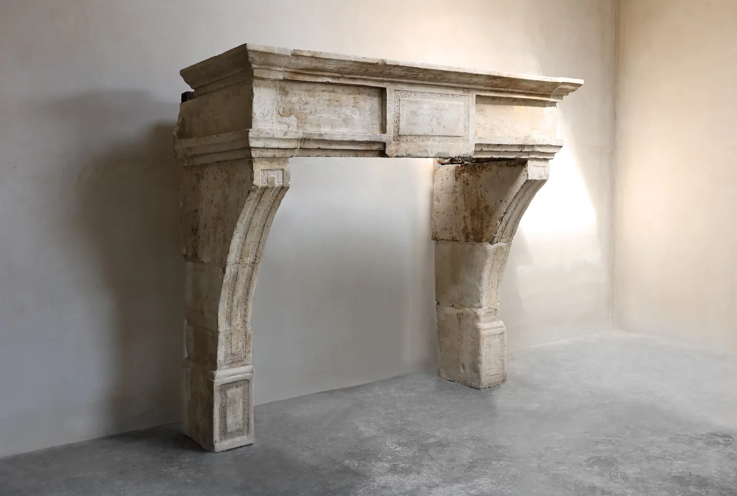 19th century mantle