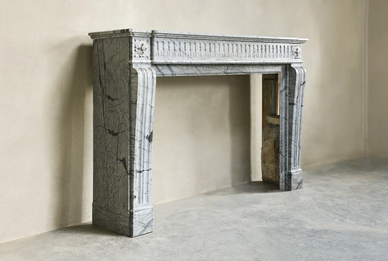 blue fleuri marble mantle