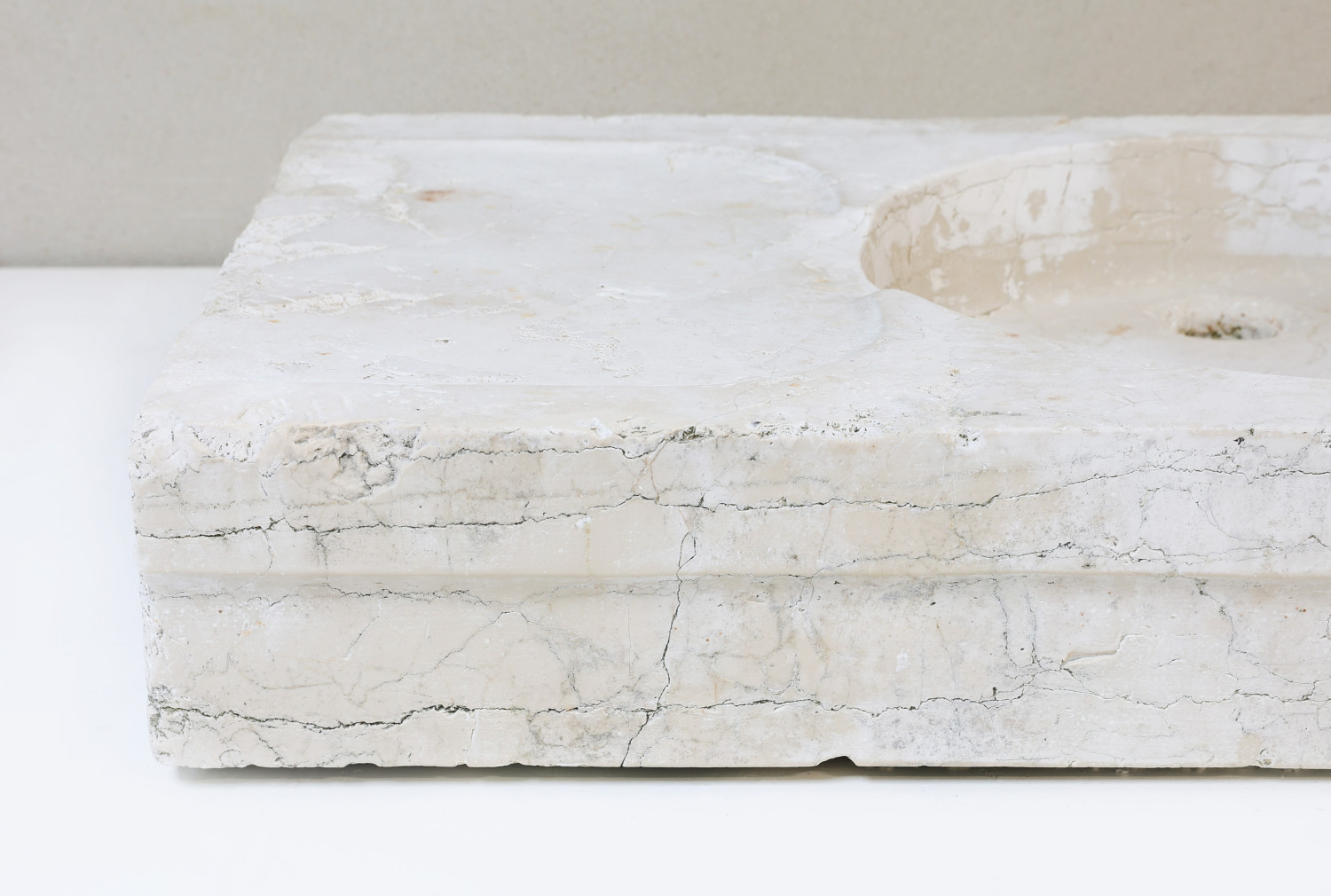 burgundy stone wash basin