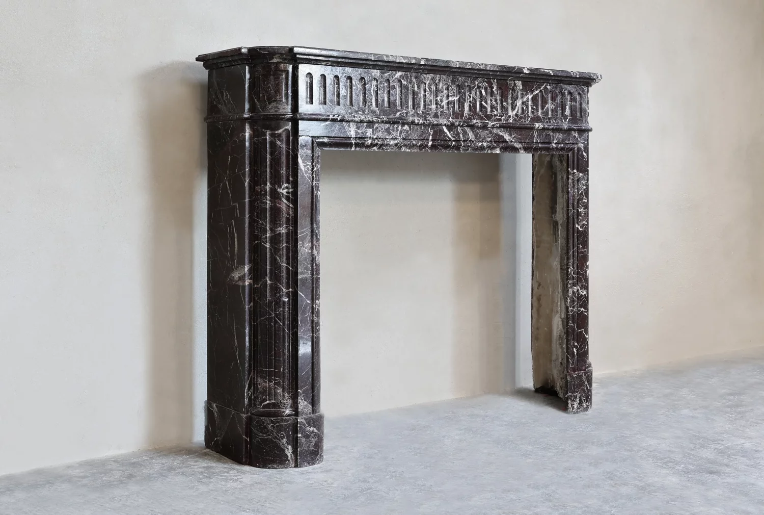 Left profile of antique chimneypiece showing depth and mouldings, Rouge Levanto marble, Ref. 1172