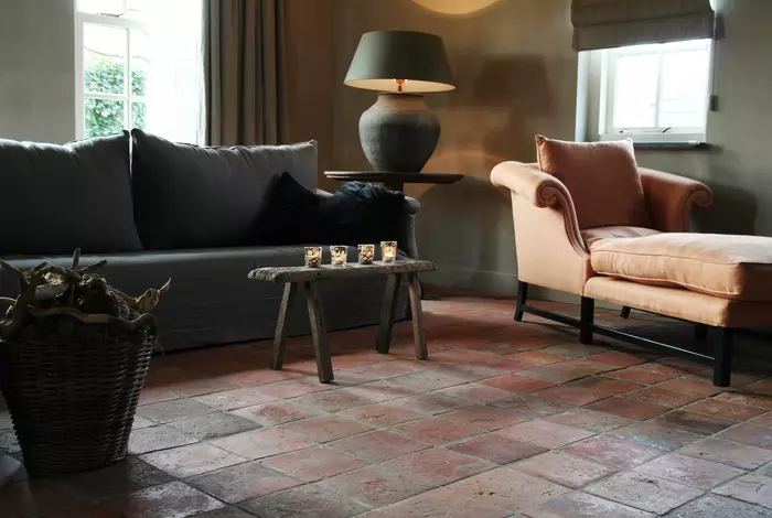 Reclaimed antique terracotta floortiles