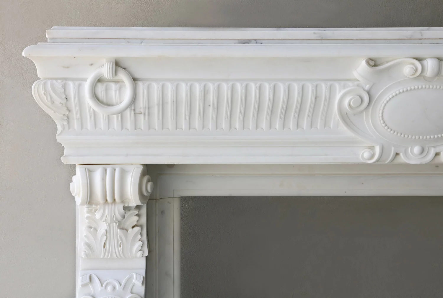 carrara marble mantle