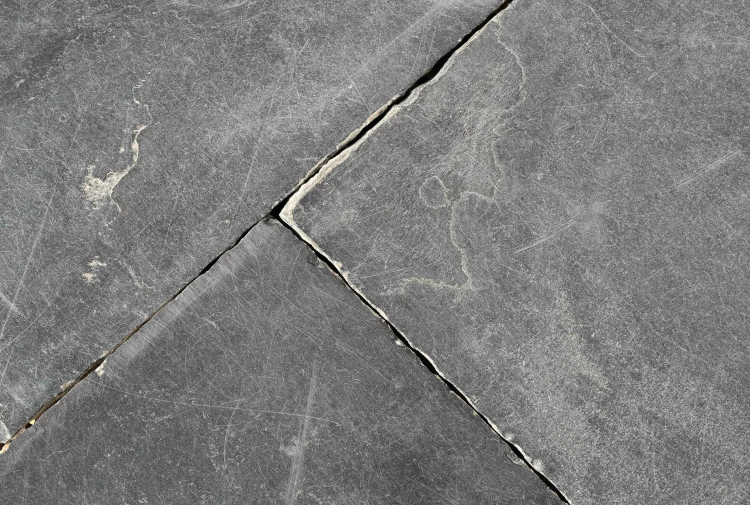 Reclaimed Basecles | Noir de Mazy