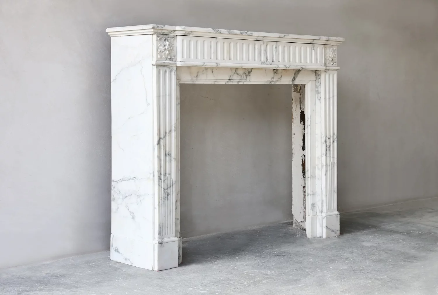 19th century mantle