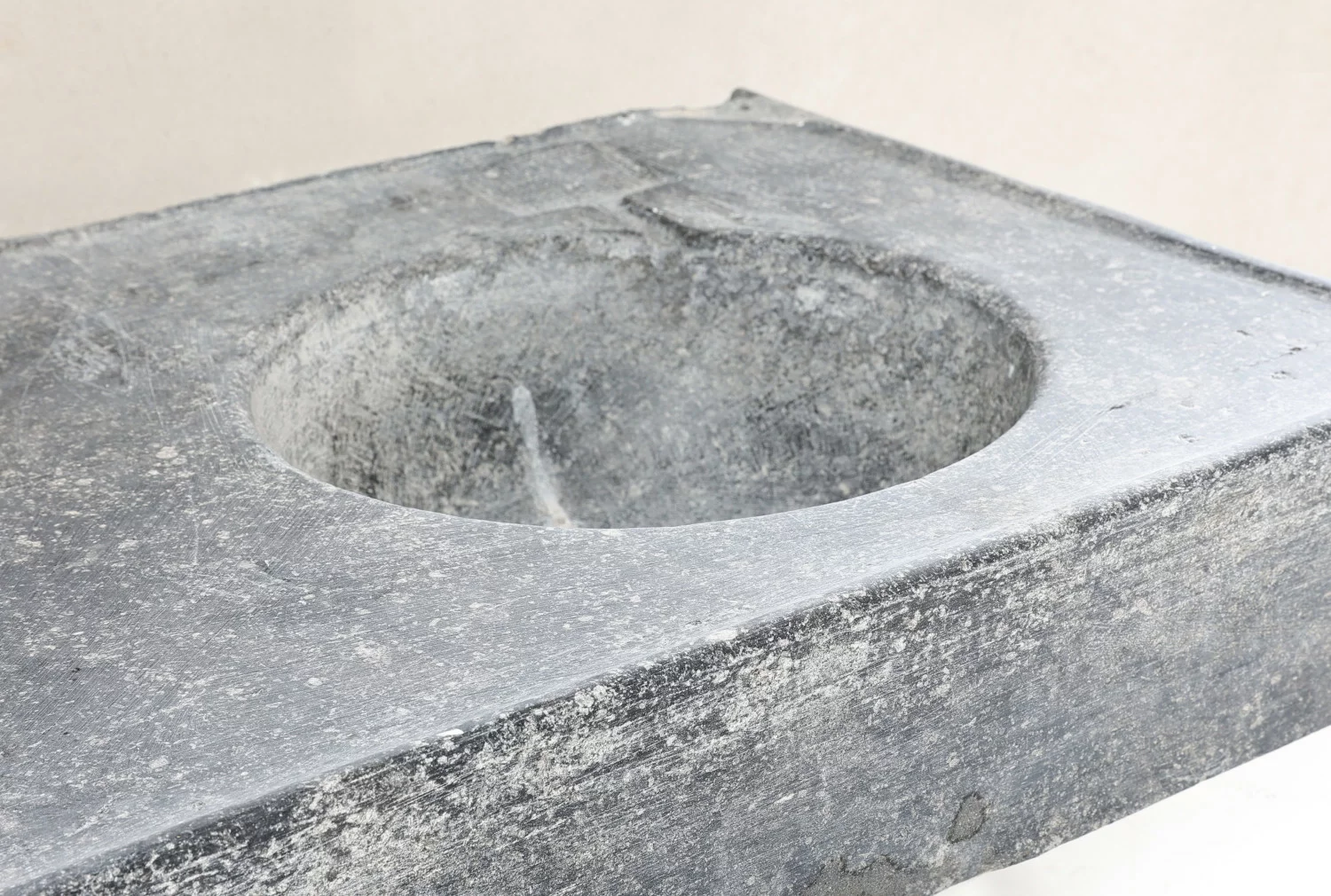 wash basin of belgian bluestone