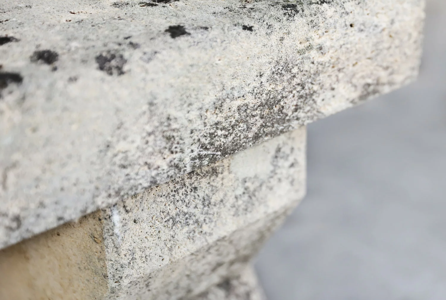 reclaimed bench of french limestone