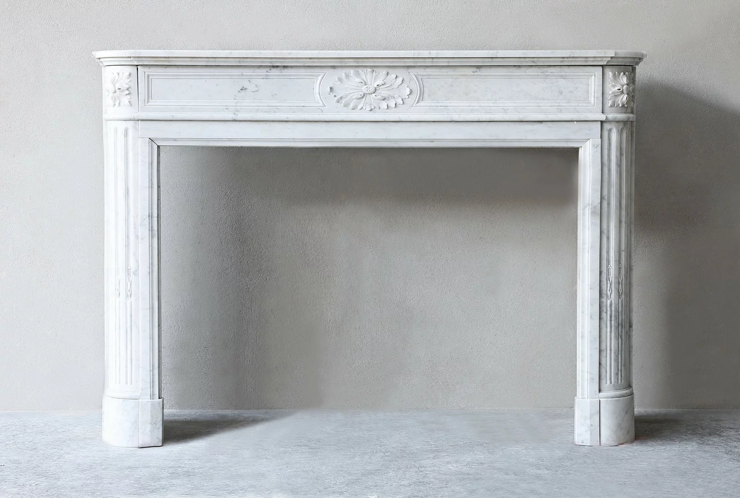 antique marble chimneypiece