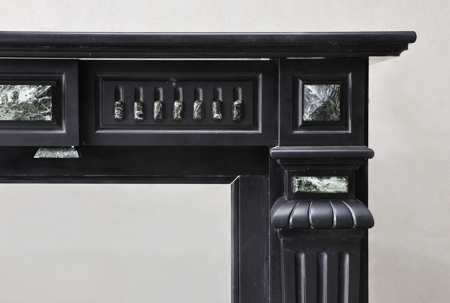 noir de mazy mantel surround