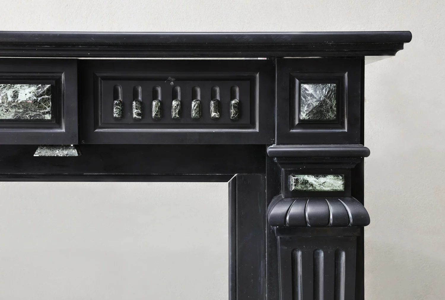 noir de mazy mantel surround