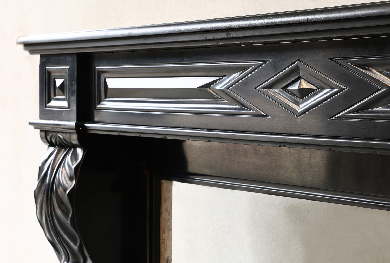 Louis XVI style chimney