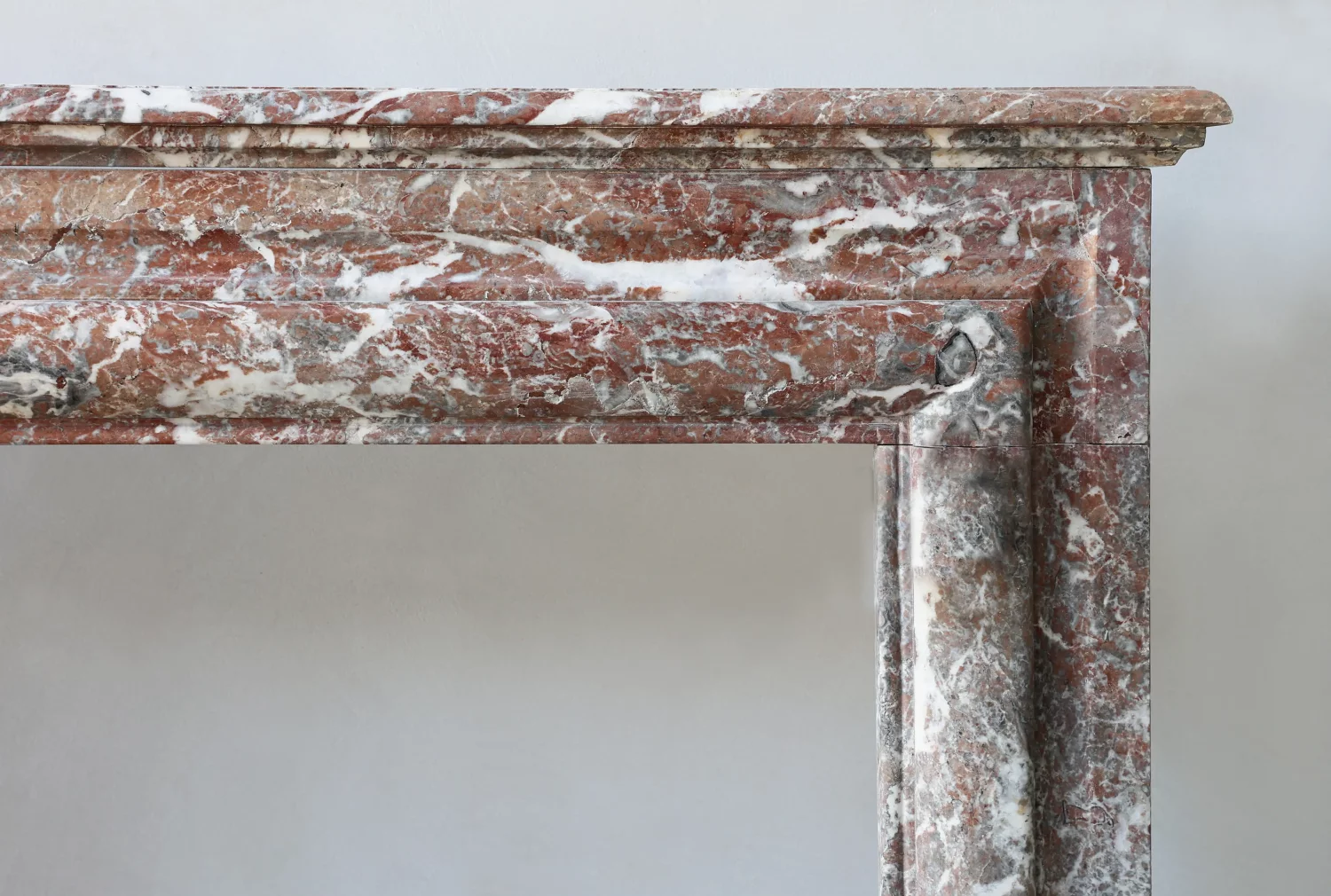 reclaimed mantle of rouge royal
