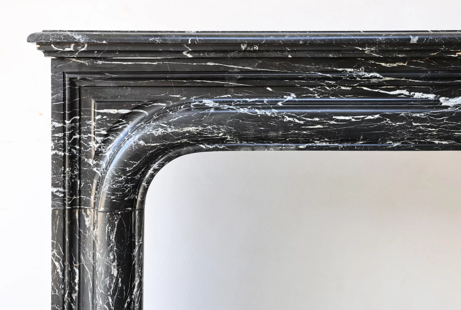 Louis XIV style mantle
