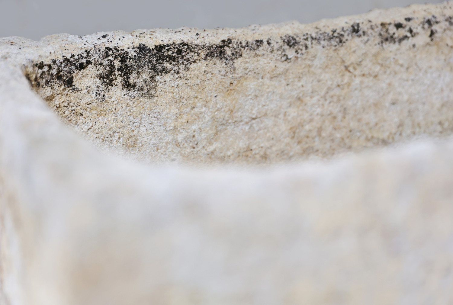 old sink of french limestone