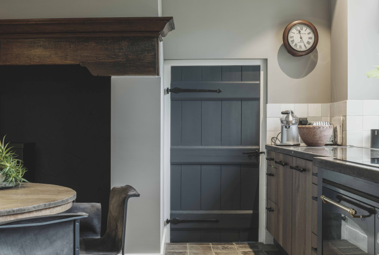 Antique Grey Terracotta